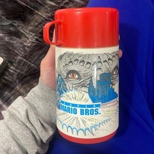 vintage super mario bros. THE MOVIE 1993 nintendo NES aladdin thermos